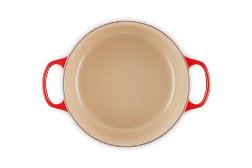Le Creuset Enameled Cast Iron Signature Round Dutch Oven, 7.25 qt., Caribbean