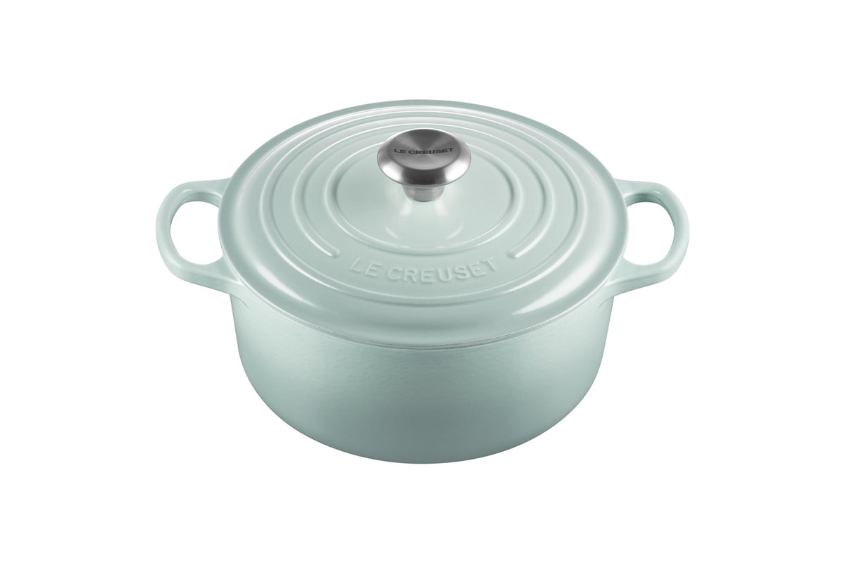 Le Creuset Enameled Cast Iron Signature Round Dutch Oven, 7.25 qt., Caribbean