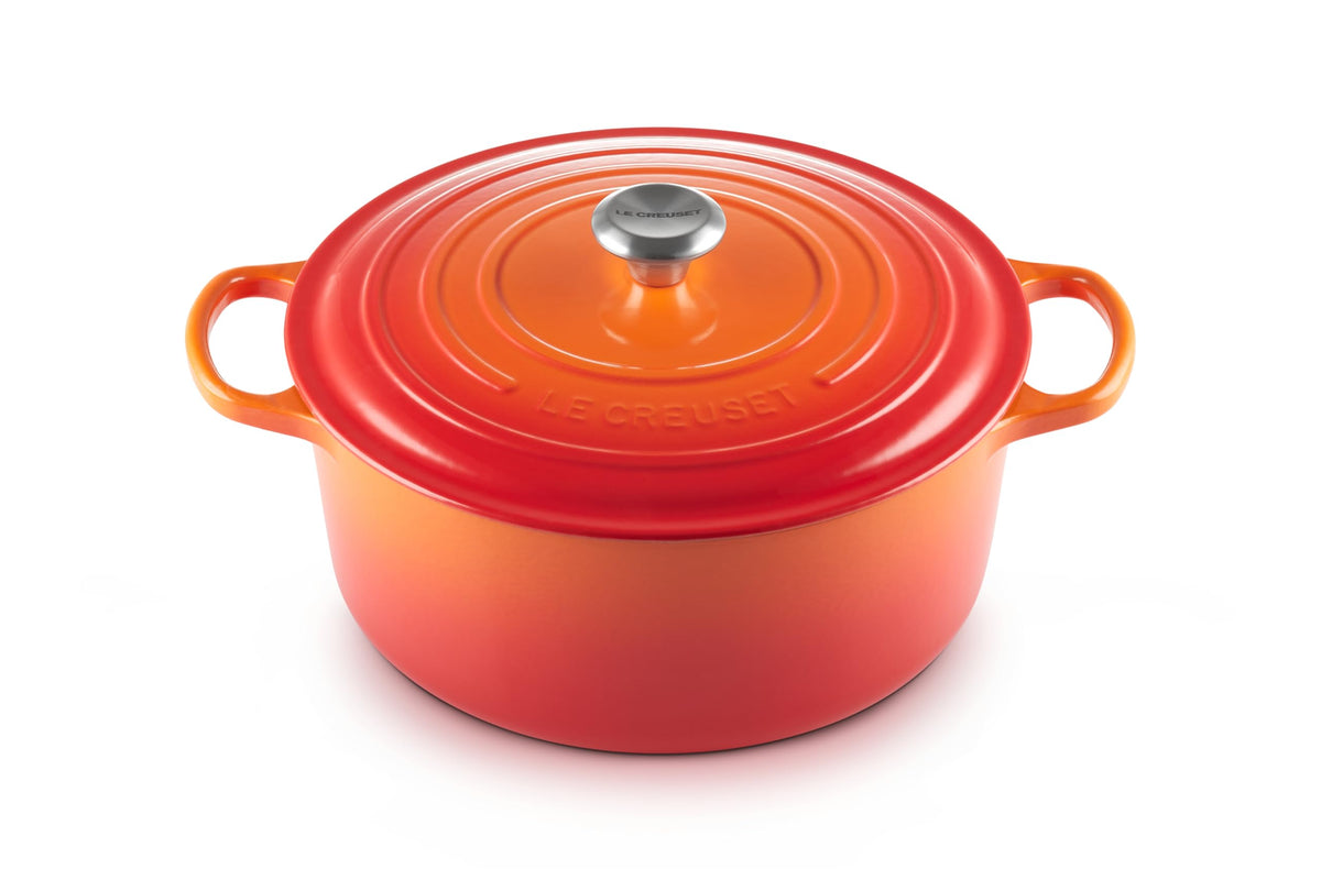Le Creuset Enameled Cast Iron Signature Round Dutch Oven, 7.25 qt., Caribbean