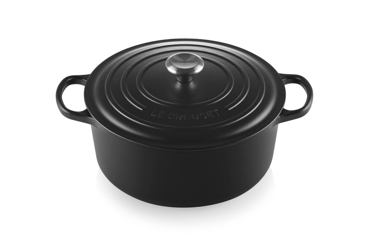 Le Creuset Enameled Cast Iron Signature Round Dutch Oven, 7.25 qt., Licorice