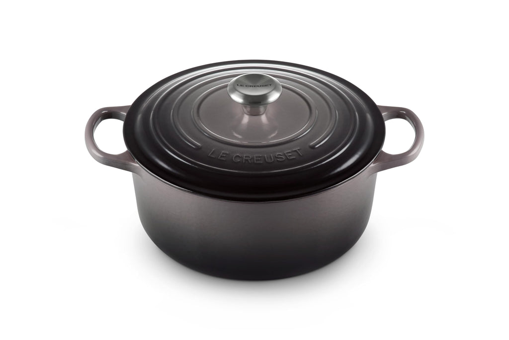 Le Creuset Enameled Cast Iron Signature Round Dutch Oven, 7.25 qt., Caribbean