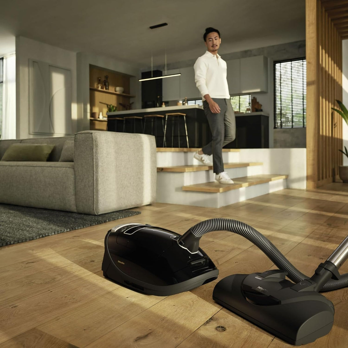 Miele Complete C3 Marin Bagged Canister Vacuum Cleaner with Electrobrush Floorhead, Suitable for Carpets and Hard Floors, in Marine Blue